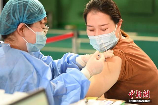 中国新冠病毒疫苗接种突破10亿剂次休闲区蓝鸢梦想 - Www.slyday.coM