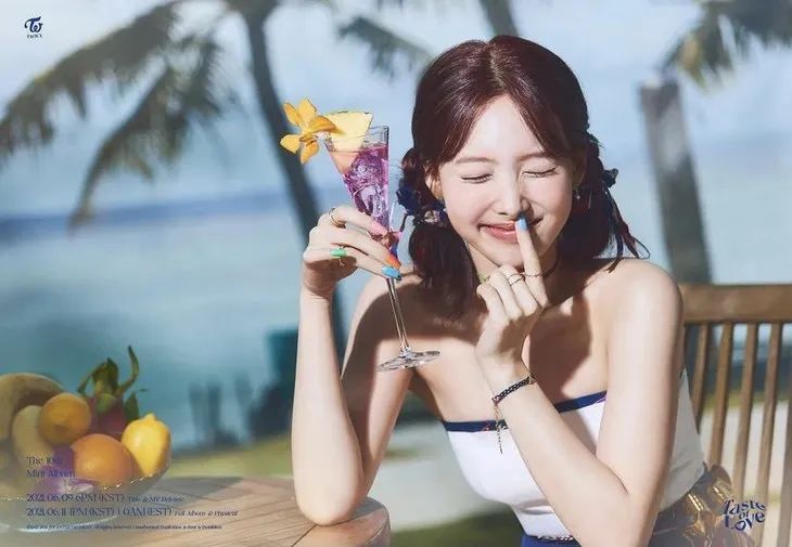 这么多年了夏日女团回归还能玩出新花样 Aespa Twice 女团 新浪时尚 新浪网 这么多年了夏日女团回归还能玩出新花样 Aespa Twice 女团 新浪时尚 新浪网