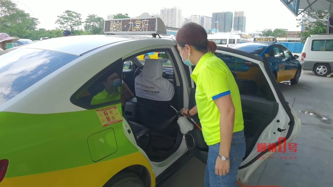 乘出租车出行安全吗?日消毒,班通风严格执行!柳州人打车要注意这些