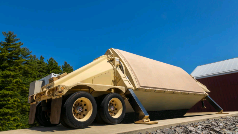 据称,驻韩美军现有的"萨德"发射车和雷达,管控系统之间必须通过线缆