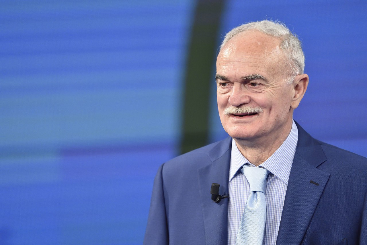 马佐拉:引进恰10会是很棒的签约 小因扎吉是孔蒂的合适接替者