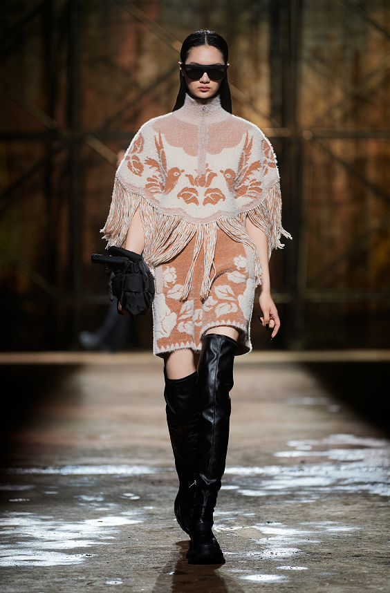 图片来源：UOOYAA