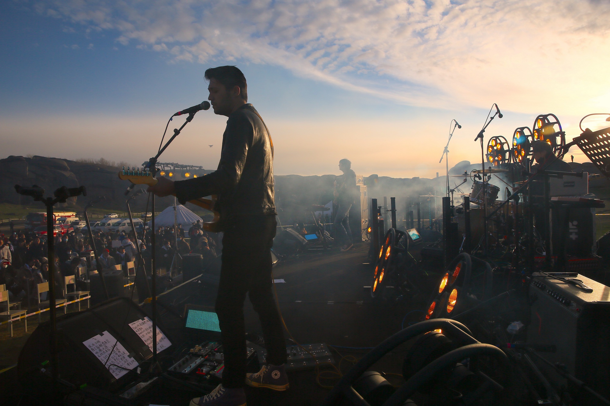 在零下8度的夏天与痛仰乐队一起走过北疆