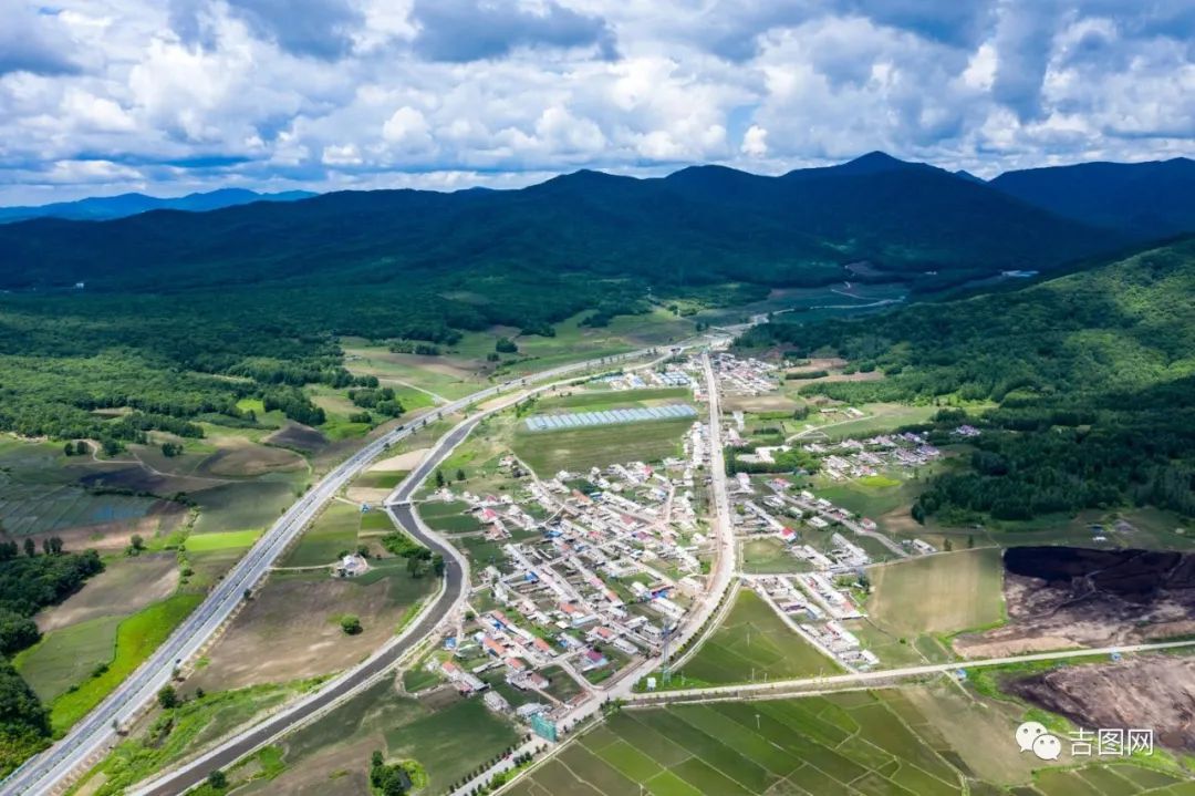 【最美乡村】桦甸新开河村 青山云雾下 田园好风光