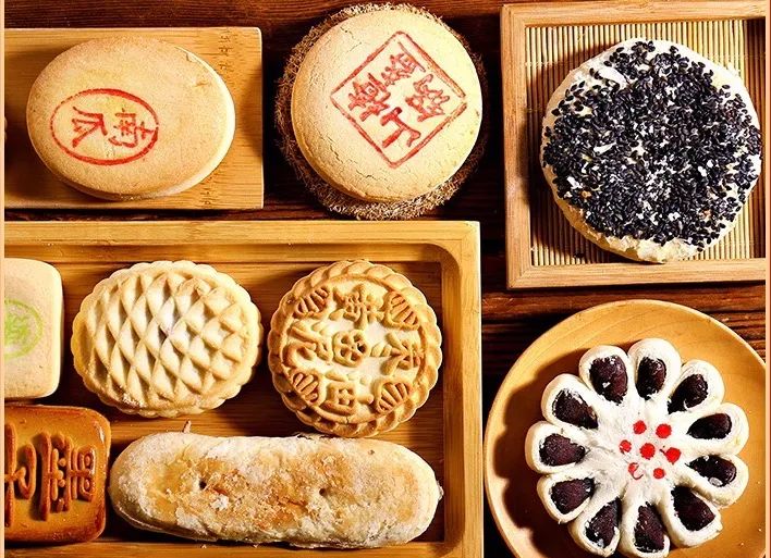 国潮点心铺俘获不敢吃甜食的年轻人新中式烘焙观察