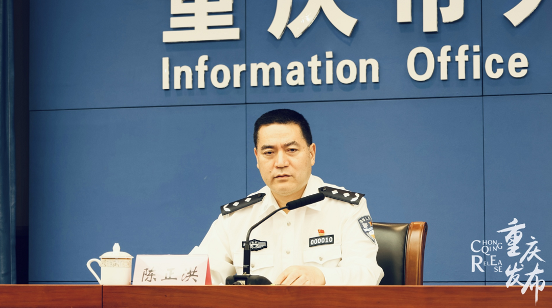 陈正洪介绍有关情况 吴汪洋 摄