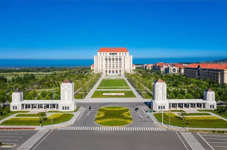 近年来蓝谷不断与名校院所"牵手",山大,北航,天大,川大,西工大,哈工大