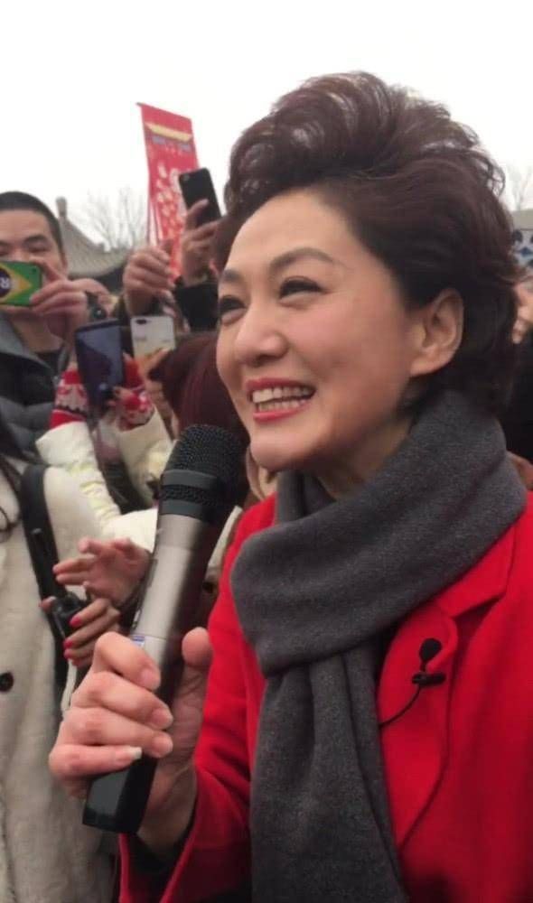 海霞|皮肤|打扮_新浪新闻