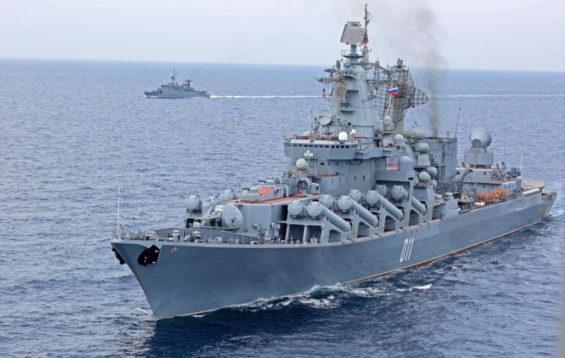 "瓦良格"号巡洋舰.