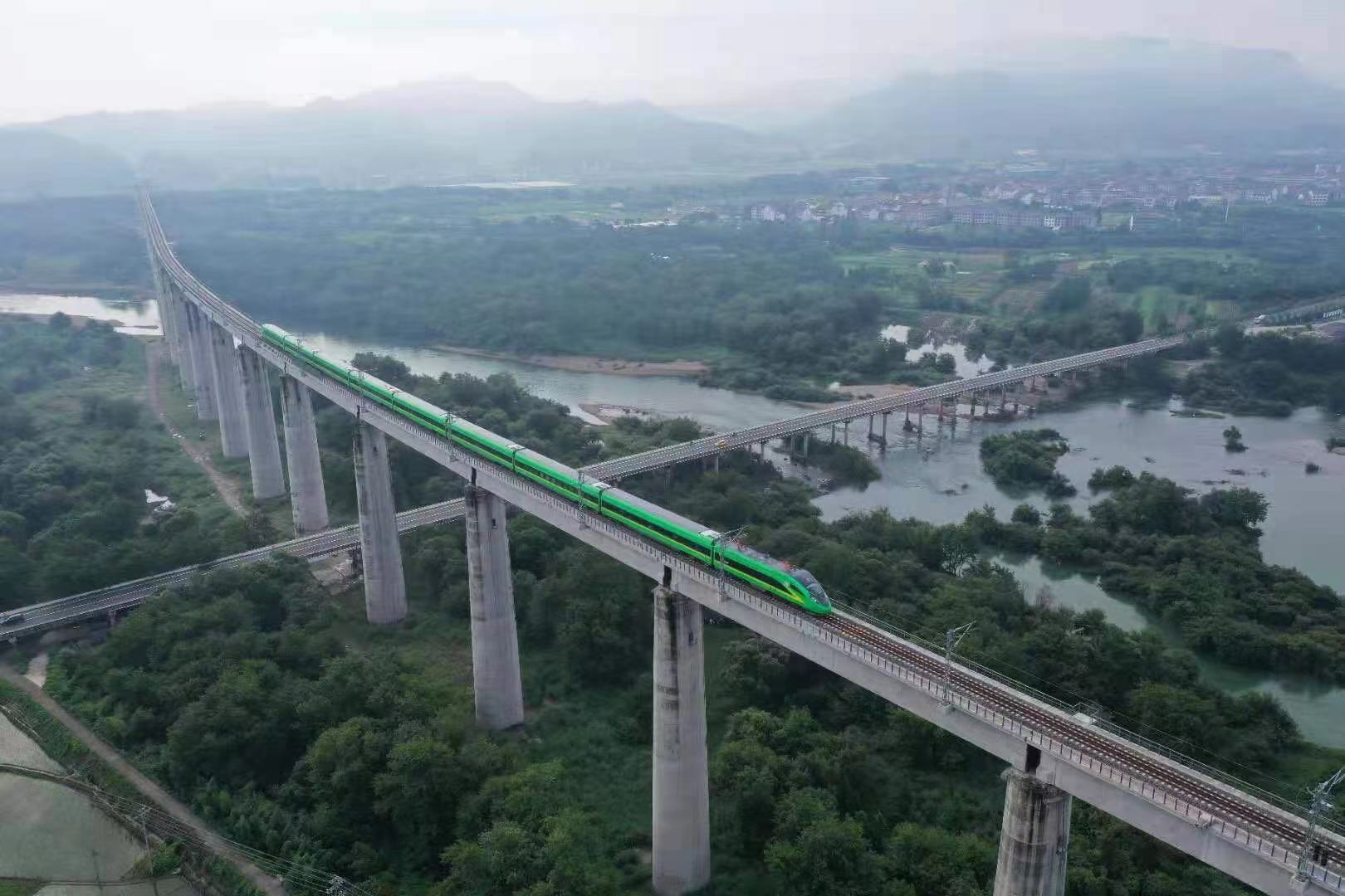 金台铁路全线通车系浙江首条自主建设铁路