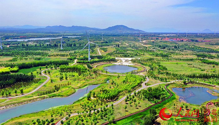 位于张家口市怀来县的官厅水库国家湿地公园风景如画. 马佳琦摄