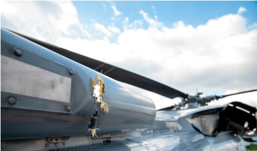 是谁把枪口对准了这位铁腕总统？休闲区蓝鸢梦想 - Www.slyday.coM