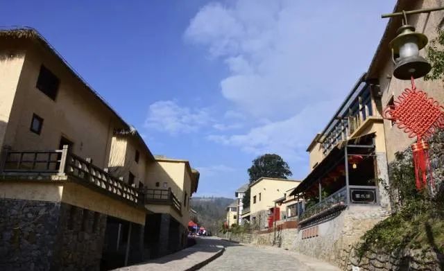 云游特色小镇元阳61哈尼小镇山间水沟如玉带层层梯田似天梯