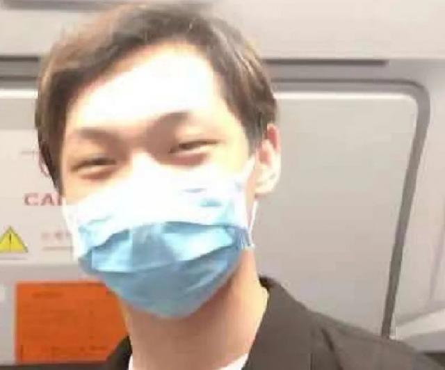 夜读丨教科书式救人！山东一对教师夫妻2分钟救2名落水群众丨飞机突然调头，只为等一个人！航空公司：20年来第一次休闲区蓝鸢梦想 - Www.slyday.coM