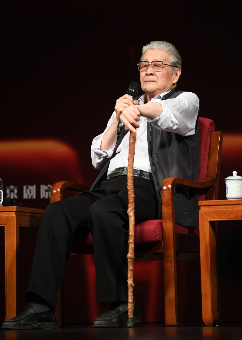 人艺学员班结业仪式上的蓝天野人艺李六乙导演《家》蓝天野饰冯乐山
