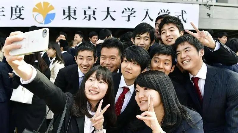 当公务员救不了日本失望的东京大学毕业生正在抛下中央政府