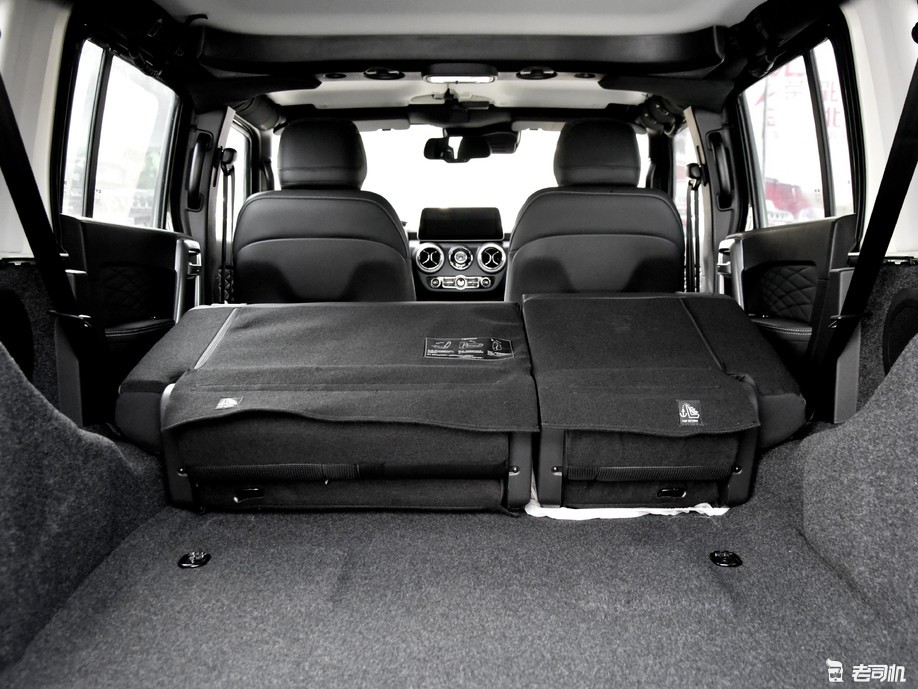 要啥有啥,价格还不贵 小哥带你一起看北京bj40-新浪汽车