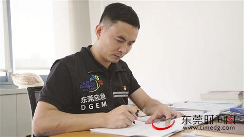 莞城应急管理分局党支部书记,局长王玉麟: 多措并举守护一方平安