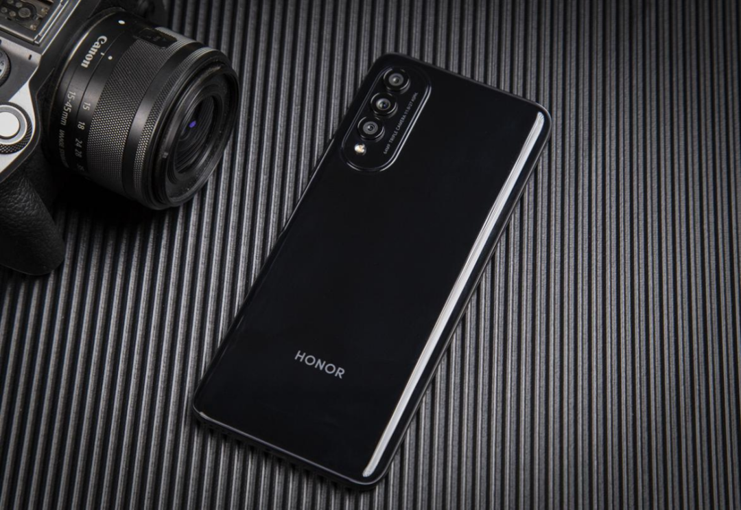 荣耀x20se评测2000元的真香现场这不是随便买么