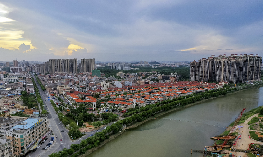 东坑你怎么这么好看