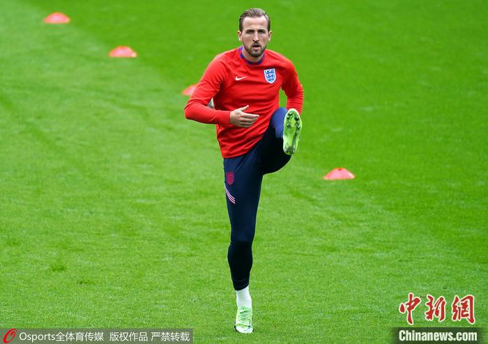 欧洲杯八强出炉！“死亡之组”原来是这个意思……休闲区蓝鸢梦想 - Www.slyday.coM