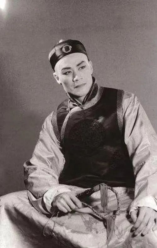 "七一勋章"获得者蓝天野,吕其明的艺术人生