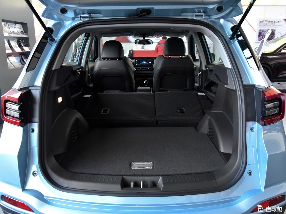 实力不俗超值家用suv 小哥带你一起看奇瑞瑞虎5x