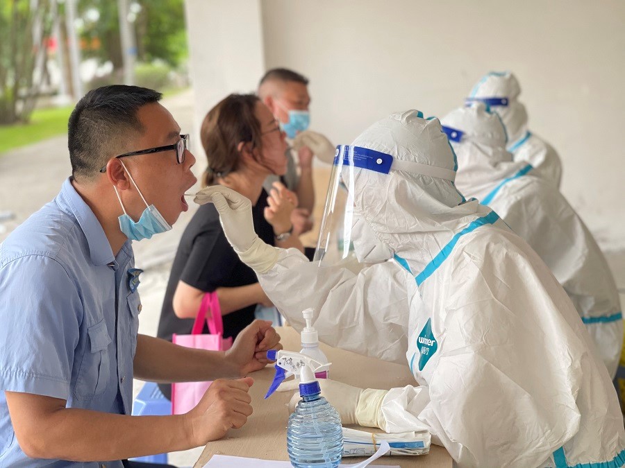 广州南沙珠江街230余名党员志愿者投身疫情防控