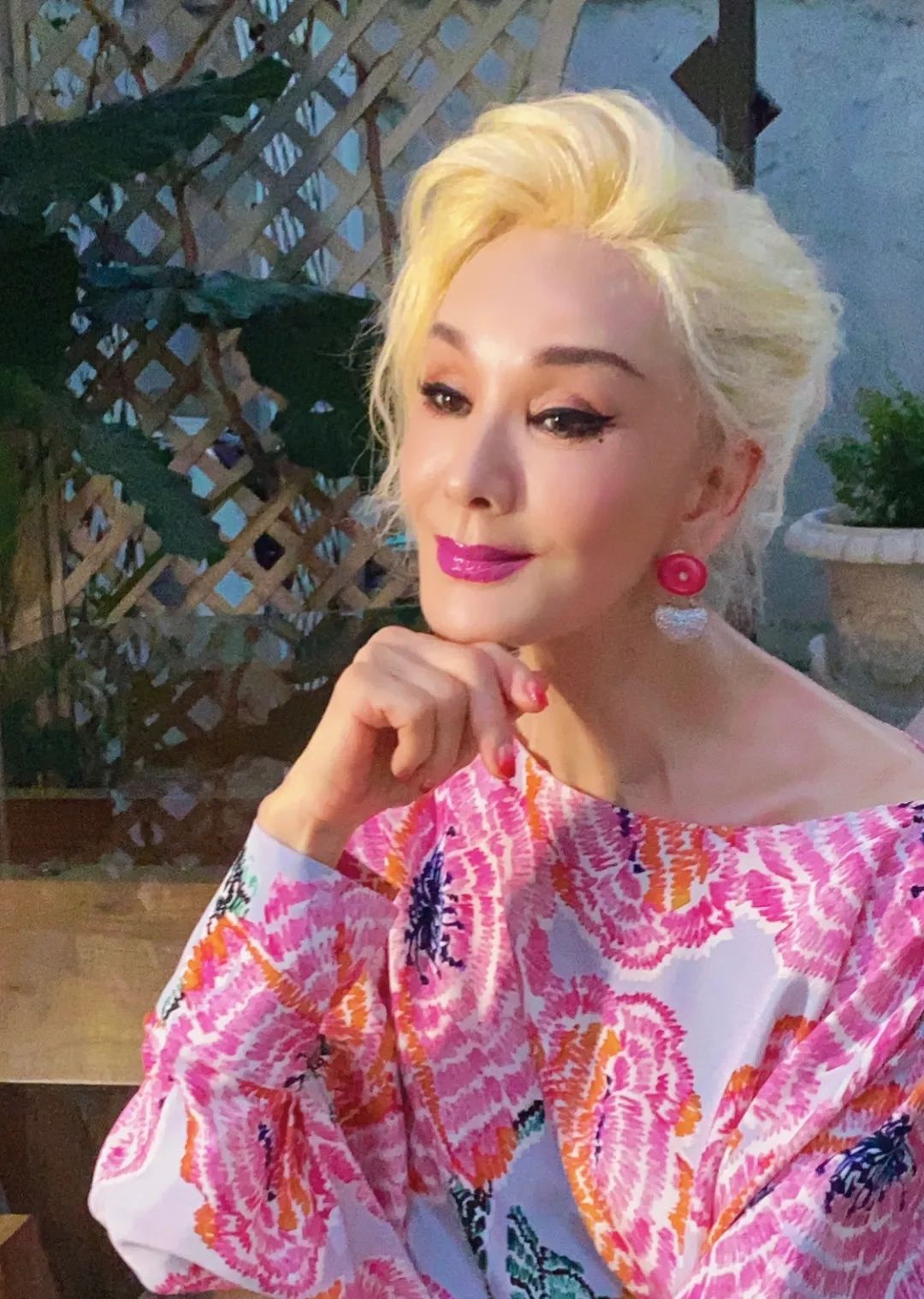 夏台凤人生七十方开始