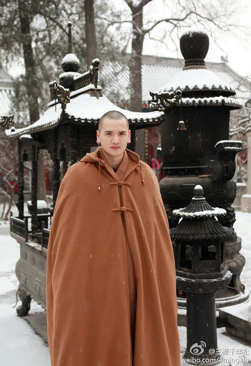和尚:29岁辞职出家,被富婆倒追不为所动,现状曝光惊艳全网|寺庙|明心