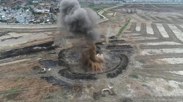 杜富国的战友们再立新功！施工现场惊现3枚航弹，扫雷排爆大队紧急出动休闲区蓝鸢梦想 - Www.slyday.coM