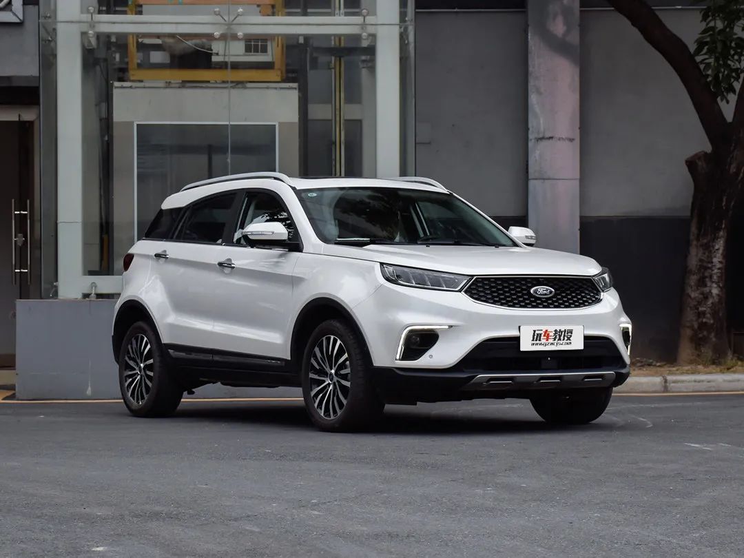 98万起!2716mm轴距还有10.1寸大屏 这合资suv比哈弗h6更香!