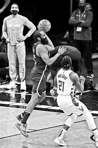 哈登杜兰特挡拆无解组合再现昔日辉煌照亮球队前进方向