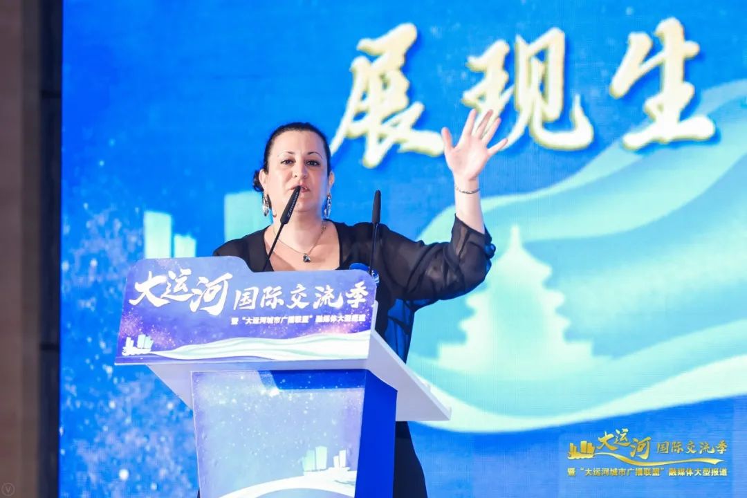 北京广播电视台外语广播主持人gail zohar(以色列)《大运河不是历史