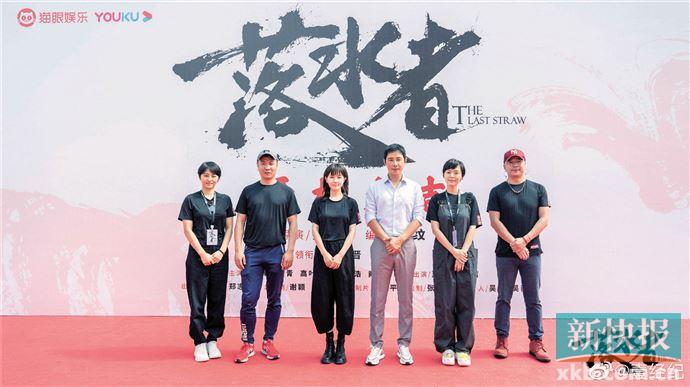 他们包括女性公路题材电视剧《私奔的外婆》,法治悬疑网络剧《盲区》