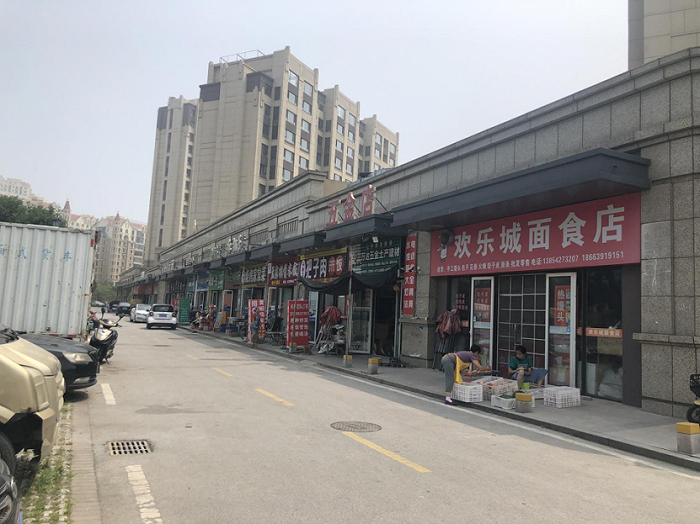 周边的几家小店 图片来源：界面山东