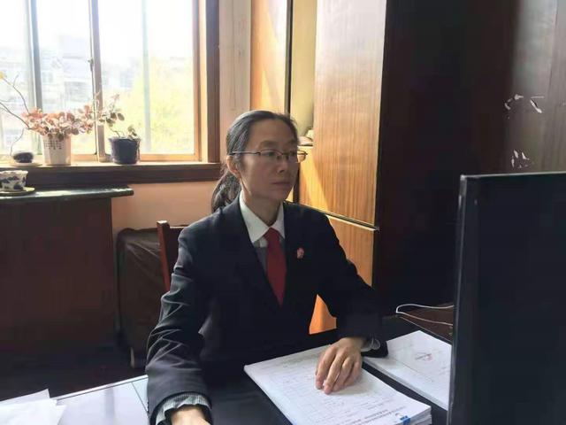 扬州法官方绪萍，把生命的最后嘱托写在病历纸上休闲区蓝鸢梦想 - Www.slyday.coM