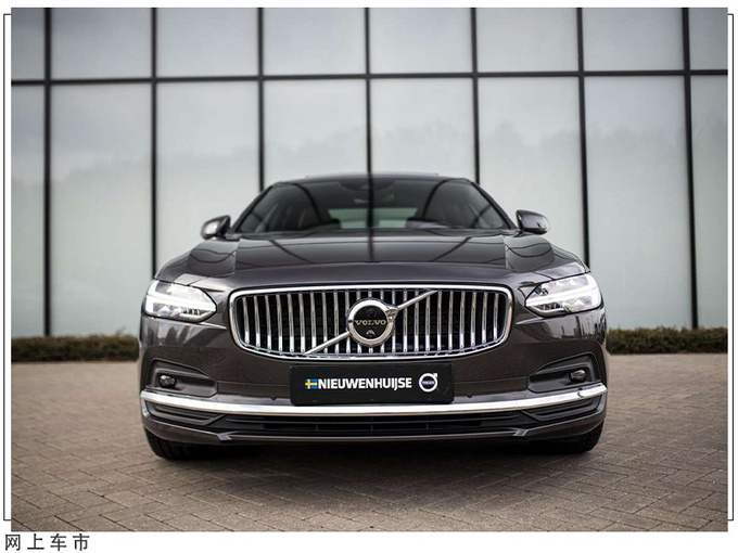 沃尔沃全新旗舰轿车实拍!搭2.0t引擎,尺寸不输奥迪a6l