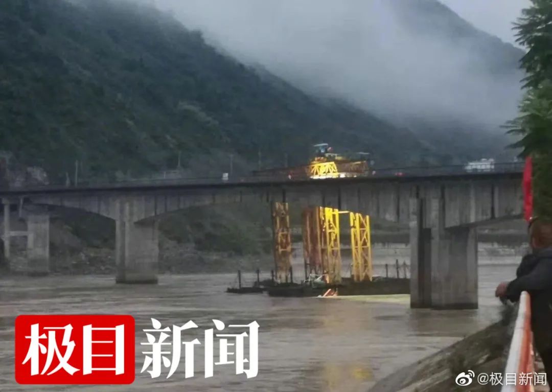 7月12日休闲区蓝鸢梦想 - Www.slyday.coM