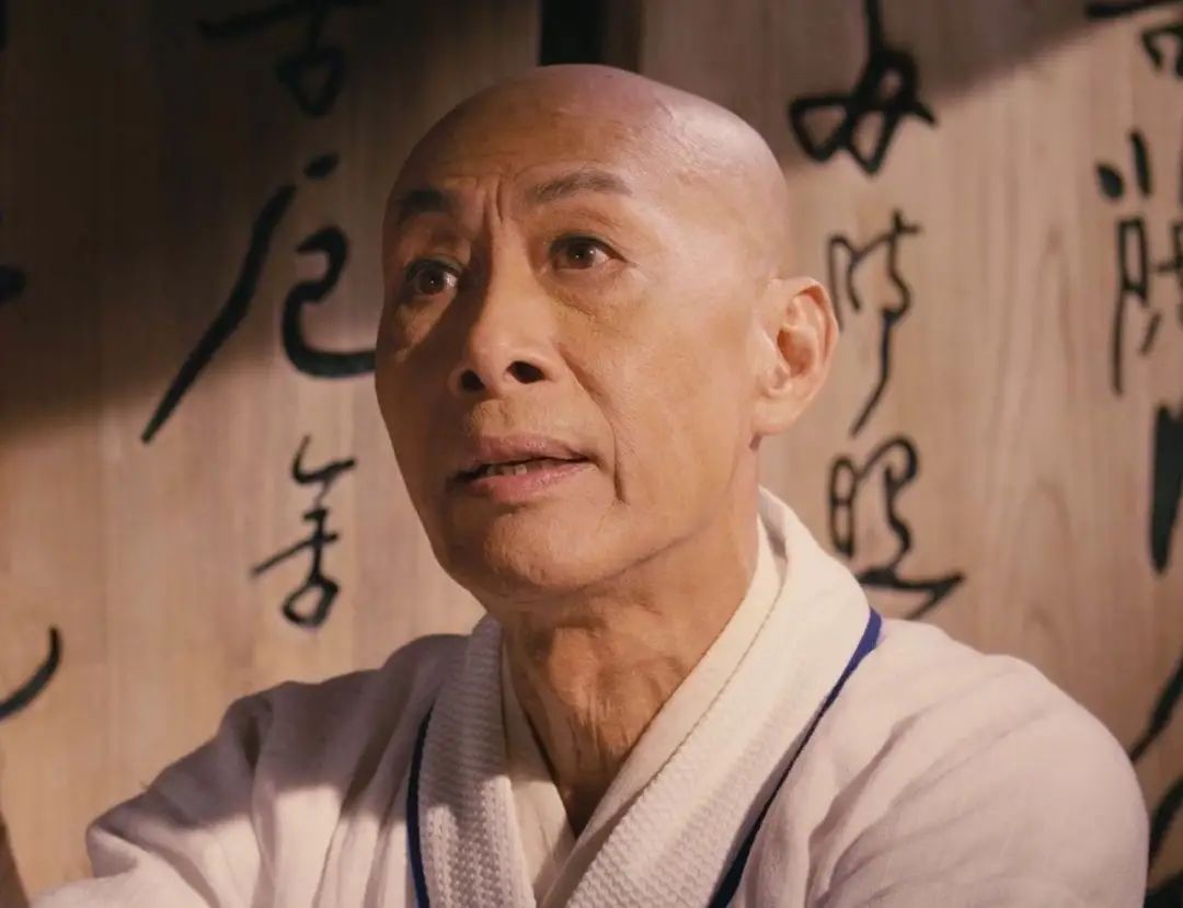 亚视资深老戏骨患癌离世,儿子完成其最后遗愿,将骨灰撒入花园|黄树棠