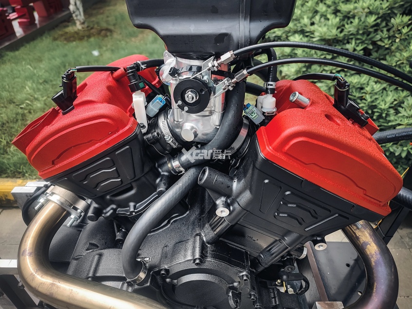 国产水冷公升v缸 柴特zt1000发动机亮相-新浪汽车
