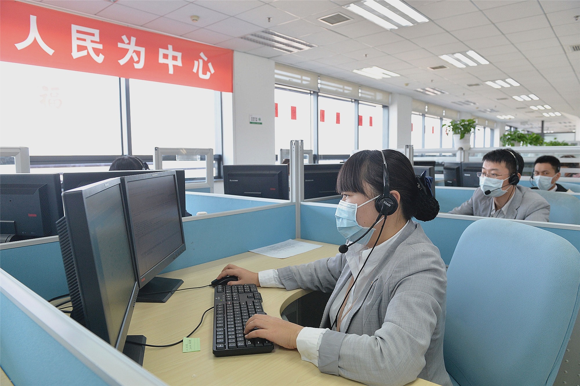 12345热线涉雨诉求提级响应!阳台漏雨诉求占了多数