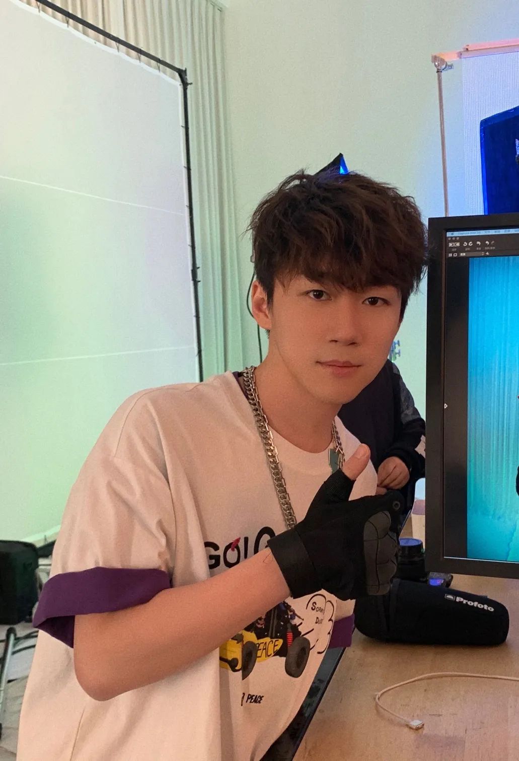 不求人酷酷的不求人,真的是帅气十足,男友力max!