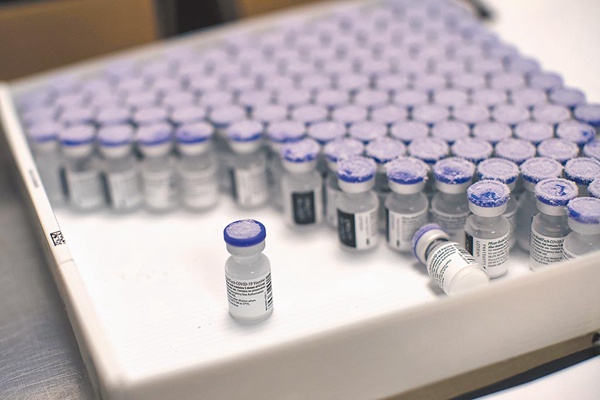 上海复星与台企业签疫苗销售协议 岛内舆论:证明没有大陆挡疫苗这种假