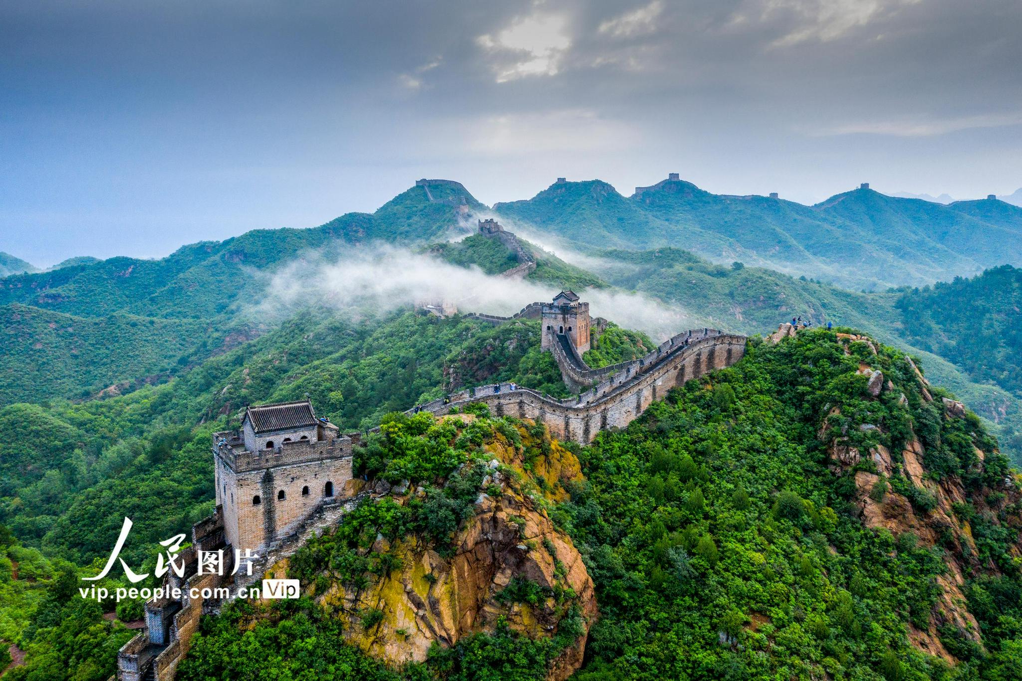 金山岭长城云雾飘渺