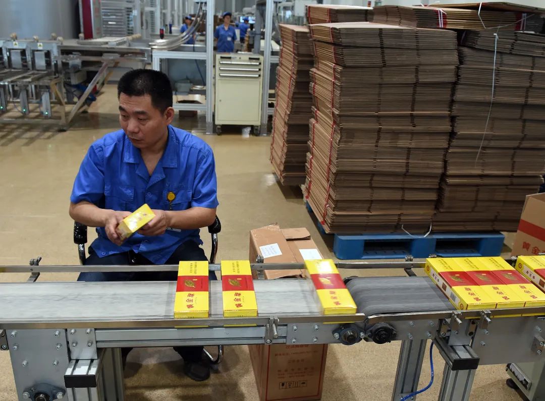 卷烟厂招工内卷要求本科以上但报名的硕士太多