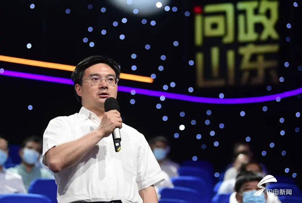 针对相关问题,青岛市交通运输局副局长刘高军表示:"出现这样的情况