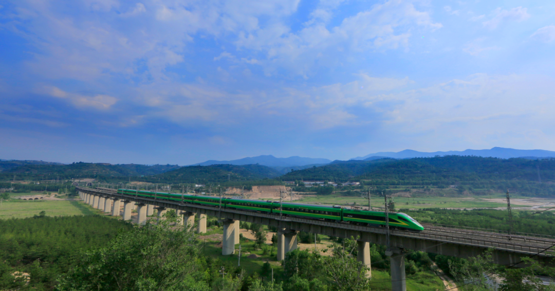 好消息暑运期间太原铁路增开37趟列车