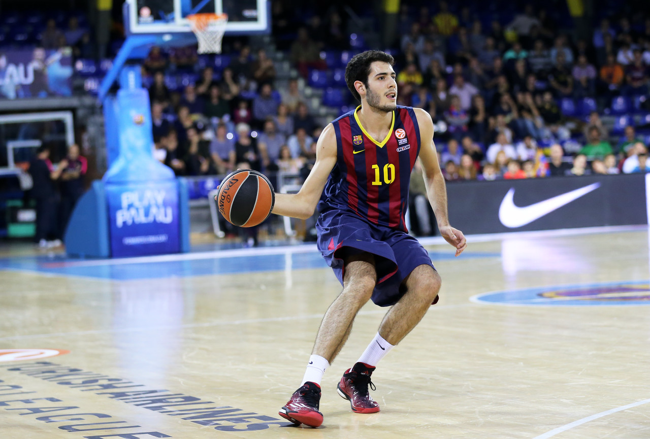 官方:巴塞罗那篮球俱乐部与阿布里内斯续约5年|篮球|巴萨|巴塞罗那