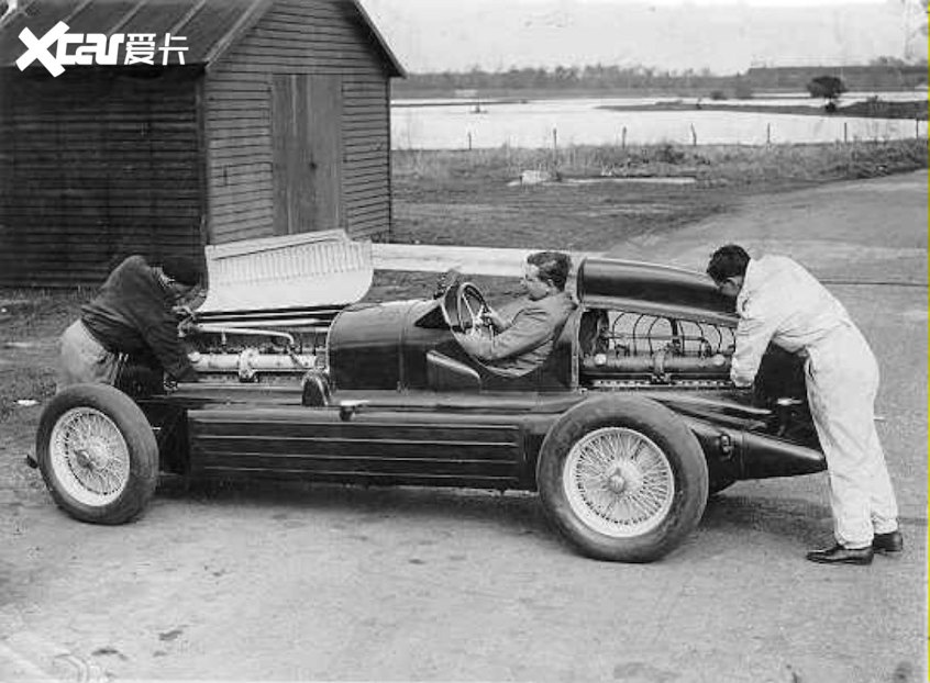 同时搭载两台发动机？“双飞”车型盘点